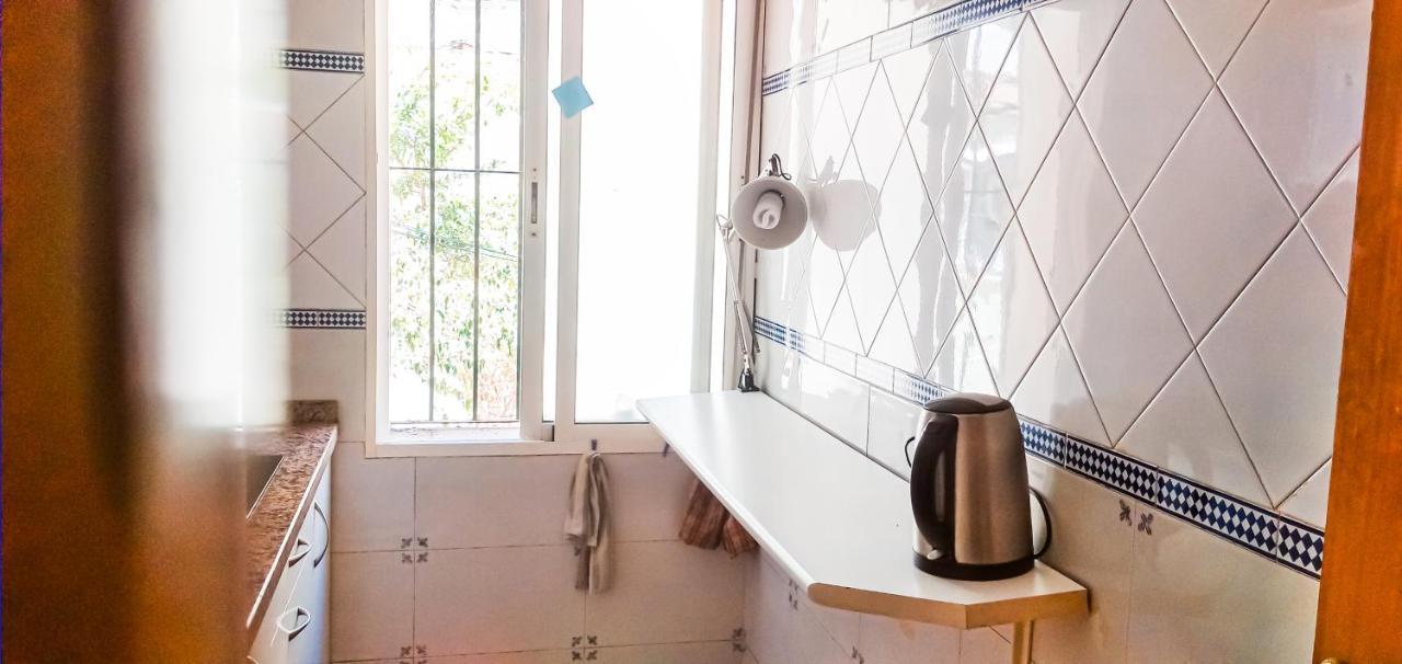 Room with HOSTAL PRICE for Men - Habitacion por precio de hostal para Hombre - Malaga Center, Apartment Homestay - Alojamiento en Apartamento Exterior foto